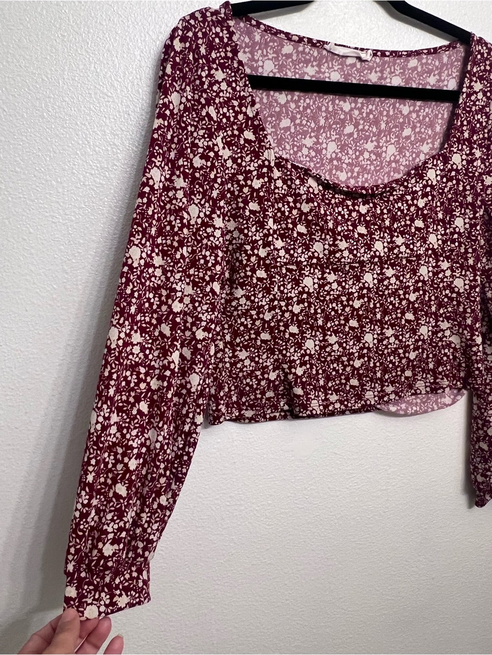 Lush Maroon Floral Blouse - Picture 5 of 7